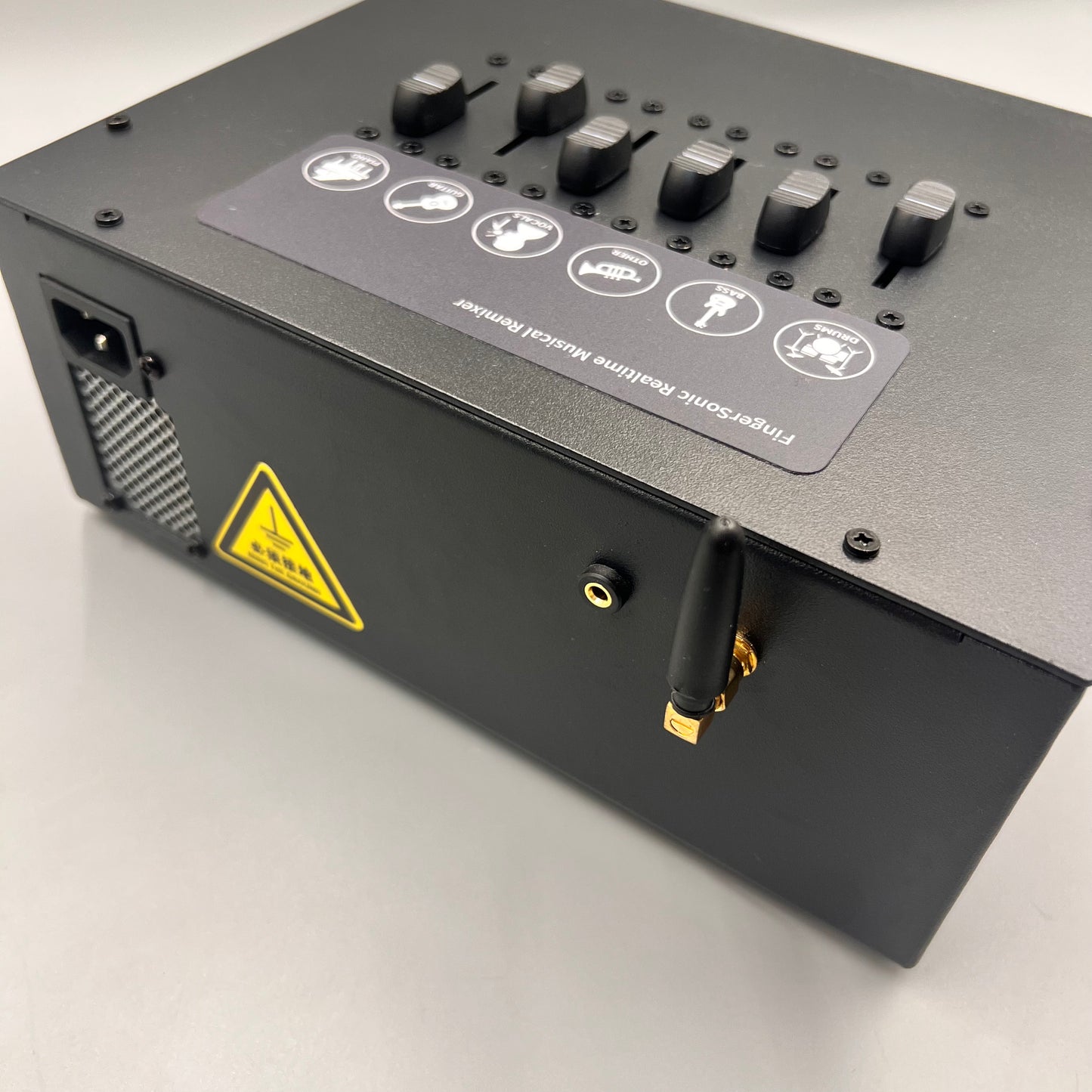 Fingersonic Realtime Musical Remixer